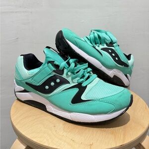 Saucony Grid 9000 Mint Black Men’s 12 (pre-loved)